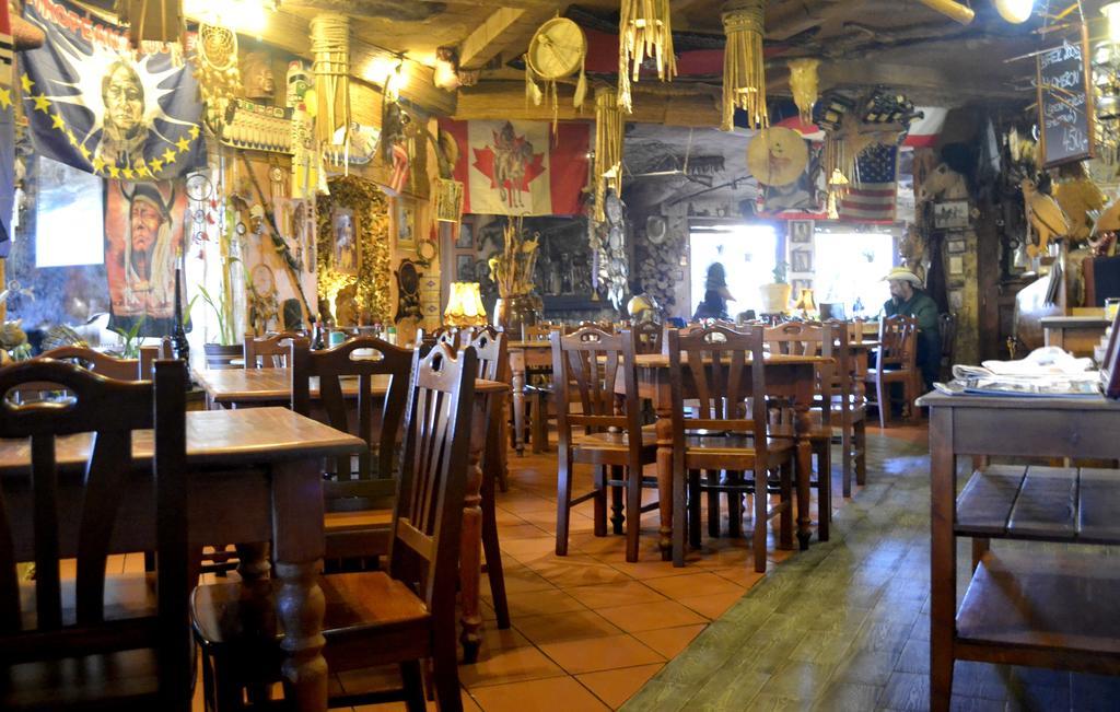 Restaurant A Penzion Steak Station Παρντούμπιτσε Εξωτερικό φωτογραφία